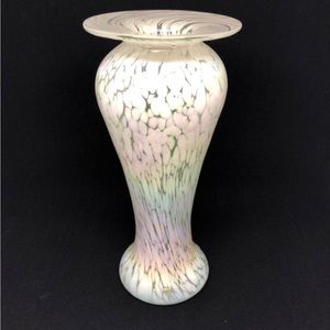 Gorgeous Kralik Czech Loetz Opalescent Hand-Blown Glass Vase